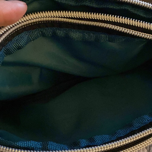 EUC Harajuku 3 zip make up bag - Picture 7 of 8